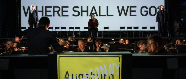 „Where shall we go?“ - Foto: Jan-Pieter Fuhr
